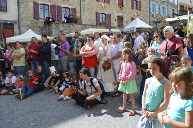 La foule sur le marchédial