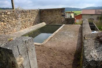 2015-09-28 Chaduzias : le lavoir après nettoyage