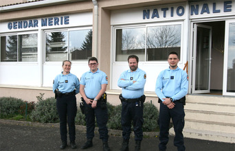 2017-04-04 Les gendarmes d'Allègre