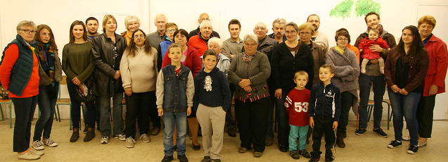2017-05-19  On connaissait les "cousinades", à Allègre on a inventé les" voisinades"
