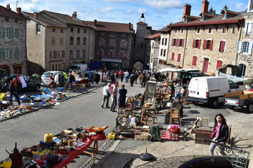 2017-08-21  Vide grenier