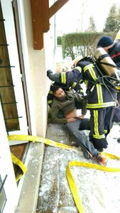 2017-12-31-pompiers-gendarmes