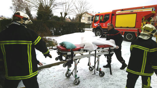 2017-12-31-pompiers-gendarmes2