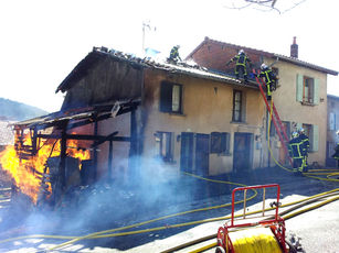2019 03 27 incendie rue du château