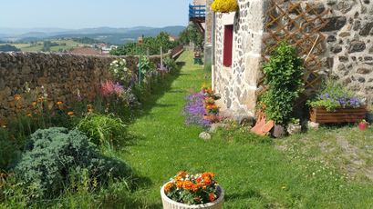 2019 06 27 fleurissement : le chemin des  remparts
