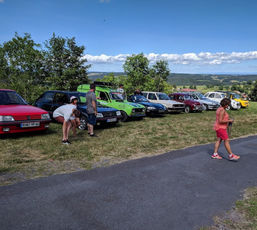 2020 07 05 vieilles voitures Potence