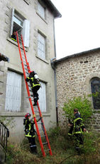 2021 03 20 Entraînement des JSP : ascensionnement de l’échelle 2 plans  Accès par le rez-de-chaussée