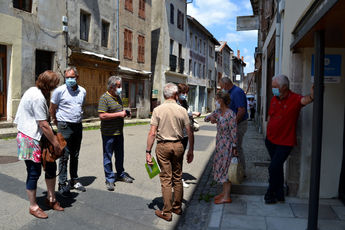 2021 06 11 visite des élus à la Coccinelle