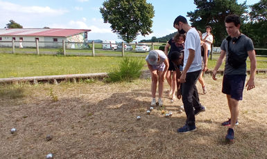 2021 08 15 chantier Concordia : l'après-midi initiation à la pétanque