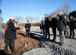 2022 01 30 Pose de la première pierre du futur EHPAD : l'architecte présente le chantier aux élus