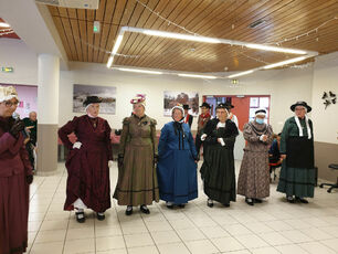 2022 06 21  EHPAD : groupe folklorique les chibottes