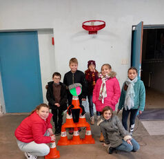 2022 12 17  Noël à l'école Jean Macé : les CM