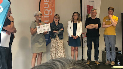 2023 05 31 Remise du chèque  : une rose un  espoir