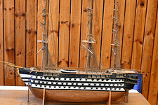 2023 09 10 Journée des associations : maquette de bateau bientôt exposée à la Coccinelle