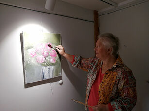 2023 09 21 Ecole J Mace : visite d'une artiste à la Coccinelle