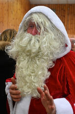 2023 12 04 Marché de Noël : le Père Noël était là, lui aussi
