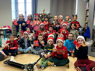 2023 12 24 Repas de Noël à l'école Jean Macé : CE1 CE2