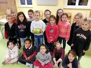 2023 12 24 Repas de Noël à l'école Jean Macé : GS et CP