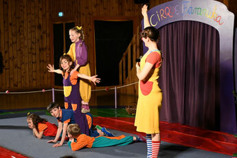 2024 04 07 Le cirque Faranuka :