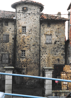 Hôtel de bar : la façade principale en 1990