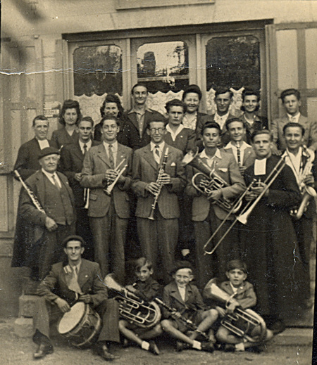 132 - En 1944 la fanfare d'Allègre