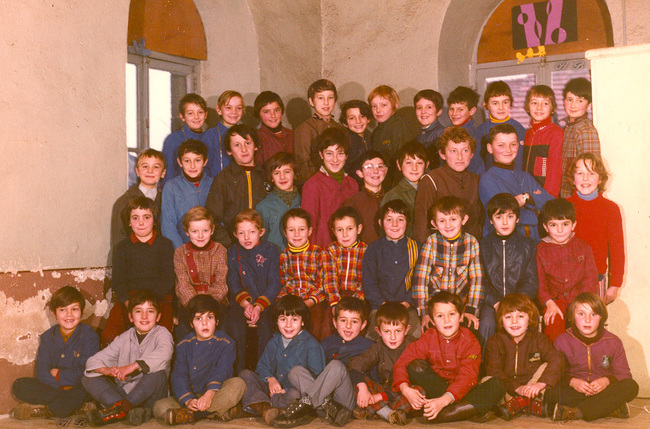 145 - 1980 environ  ecole publique