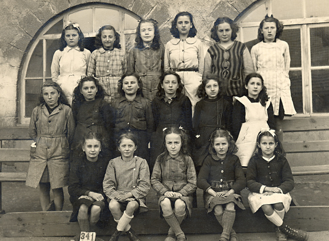 18 - Ecole Publique en 1950